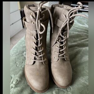 Women's Lace-Up Ankle Boots